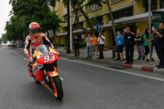 Marc Marquez ra mắt Honda RC213V tại Thái Lan