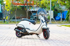 Vespa Primavera độ siêu khủng như vẫn giữ được đôi nét cổ điển