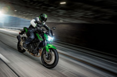 Z400 ABS 2019 mẫu Nakedbike hoàn toàn mới của Kawasaki