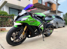 Kawasaki ZX-10R phiên bản World Champion Edition hàng hiếm độ full bài