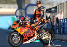 [MotoGP 2019] Brad Binder đã thăng hạng lên MotoGP sau khi chính thức ký hợp đồng với TECH3