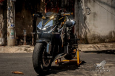 Z1000 lột xác với bộ cách lấy cảm hứng từ siêu xe McLaren 650S trong hành trình CAR PASSION 2019