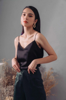 Chẳng cần mua đồ đắt tiền, 4 kiểu áo này đủ ‘’sang chảnh hoá‘’ phong cách của chị em