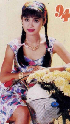 Đăng ảnh thời vàng son, “Người đẹp Tây Đô” Việt Trinh ăn mặc chất chơi không thua hotgirl