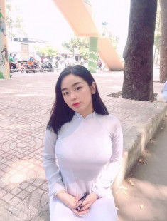 Xuất hiện hot girl 2K “mặt học sinh, dáng thiếu nữ” quyến rũ