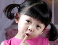 10 kiểu tóc cho bé gái mặt tròn ngắm mãi không chán
