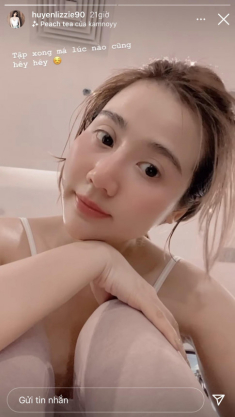 30 tuổi, 1 mụn con mà mặt mộc của Huyền Lizzie vẫn xinh tươi ăn đứt gái 18