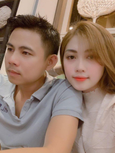 8X lấy được vợ xinh như hotgirl chỉ vì 1 câu nói đùa, con gái giống hệt mẹ