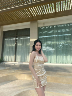 Á hậu học giỏi nhất Vbiz khoe body gợi cảm vạn người mê 