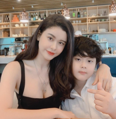 Bao năm chỉ có 1 con trai, Trương Quỳnh Anh bất ngờ công khai con gái, em bé quá quen