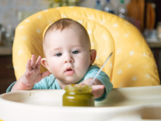 Bé 7 tháng ăn bao nhiêu ml cháo và các loại cháo ăn dặm cho bé