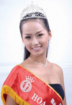 Bị nói niềng răng để bọc sứ, Mai Phương Thuý phản ứng ngay lập tức