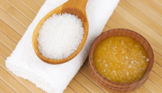 Chẳng cần mỹ phẩm tiền triệu, nàng vẫn xinh xắn với những cách làm trắng da bằng mật ong