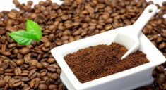 Da trắng sáng, đều màu, chẳng còn đen sạm với những bí quyết tắm trắng cà phê siêu đơn giản