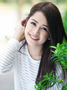 Để xinh đẹp hoàn hảo như hiện tại, Chi Pu cũng đã can thiệp dao kéo