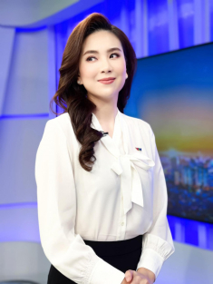 Đến tuổi, Ngọc Thanh Tâm uống cả bàn tay vitamin, Mai Ngọc cũng cưng nựng loại viên đẹp tóc