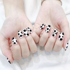 Gọi tên top 8 mẫu nail “bò sữa” mang phong cách mới lạ, ấn tượng, làm nàng mê mẩn  