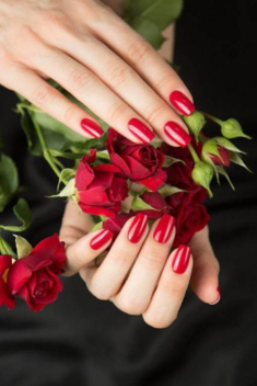 Gợi ý những mẫu nail đẹp màu đỏ đầy sang trọng và cuốn hút mà nàng không nên bỏ lỡ