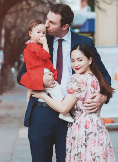 Lan Phương kể chuyện nuôi con với chồng Tây 2m: Nhiều trò vui chỉ con có vì bố khổng lồ