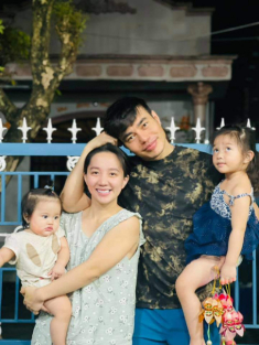 Lê Dương Bảo Lâm lần đầu xin lỗi vì mê con nhỏ bỏ quên con lớn, cho mặc đồ 40 nghìn