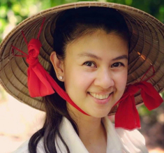 Một thời ở biệt thự 70 tỷ cùng Phước Sang, tiểu thư nhà giàu giờ bán xôi nuôi con