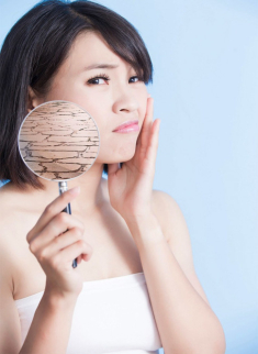 Ngày se lạnh cần nhất là mấy chiêu dưỡng ẩm da, chị em học theo không lo da khô mốc