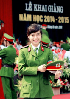 Những nữ sinh cảnh sát làm chao đảo cộng đồng mạng 2014