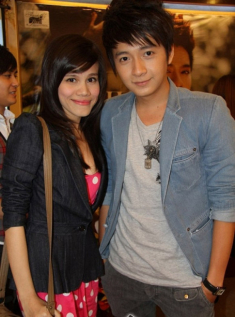 Sau sinh con trai Ngô Kiến Huy, em gái Thanh Thảo đẹp hơn, hạnh phúc bên chồng ở Mỹ