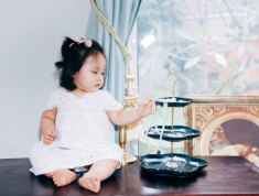Sinh con với giám đốc Hàn Quốc, Pha Lê nuôi con sang chảnh, 1 tuổi chốt đơn vòng 3 tỷ