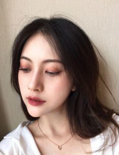 Thuộc lòng mẹo giữ lớp make up lâu trôi cho da dầu vào ngày hè oi ả