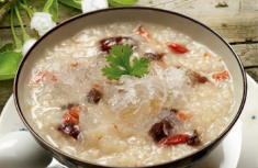 Tổng hợp 3 cách nấu cháo tổ yến cho bé cực kỳ bổ dưỡng cho bé