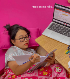 Tránh dịch ở nhà ôn thi, Phương Mỹ Chi khoe miếng bông tẩy trang làm ai cũng té ngửa