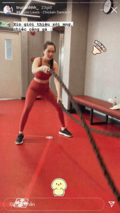 Trúc Anh Mắt Biếc đi tập có thể quên đánh son nhưng nhất quyết không quên điều này