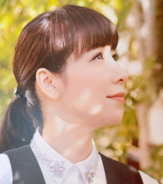U55 Nhật Bản đã làm thế này thường xuyên để cải thiện độ đàn hồi của da