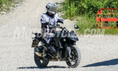 BMW R1300GS lộ diện hình ảnh đang chạy thử nghiệm.