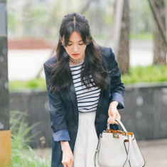 Diện đồ công sở sang chảnh trong phim mới, Song Hye Kyo gây sốt vì style đẹp chuẩn nữ thần