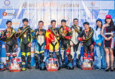 Đội đua Việt Nam với cú lên đỉnh ‘phi thường’ dành chiến thắng tại Cambodia