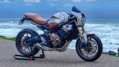 Honda CB650R độ Cafe Racer tham gia sự kiện Wheels and Waves 2021