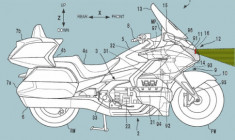 Honda Goldwing tiết lộ thiết kế Radar hành trình thích ứng