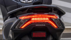 Honda PCX 2021 kiểu dáng mới ‘lộ ảnh nóng’