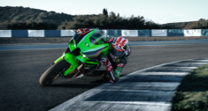 Kawasaki Ninja ZX-10R 2021 chính thức ra mắt thị trường Việt Nam