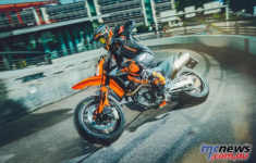 KTM 690 Enduro R và 690 SMC R 2021 ra mắt nâng cao sức lôi cuốn