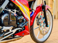 Satria 150 độ cực chất với sắc đỏ đón xuân của biker Bình Phước