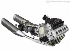 Sự khác biệt giữa động cơ xe máy 2 xi-lanh và 4 xi-lanh là gì?