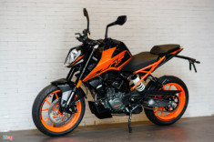 Chi tiết KTM Duke 200 2021 đời mới tại Việt Nam