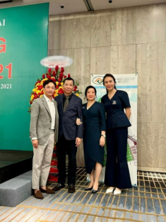 Đàm Thu Trang khoe sắc bên mẹ chồng, chỉ một chi tiết trang phục cho thấy mẹ hiền dâu thảo