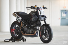 Ducati Hypermotard độ phong cách Flat Tracker đến từ Analog Motorcycle