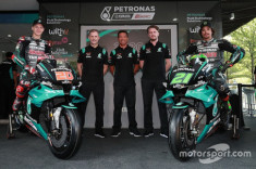 MotoGP 2020 - Petronas Yamaha SRT 2020 ra mắt trước cuộc đua MotoGP