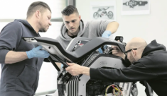 BMW Vision DC Roadster concept giới thiệu công nghệ khung carbon trong tương lai