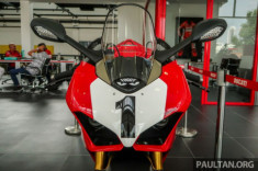 Cận cảnh Ducati Panigale V4 25th Anniversary 916 - một chiếc duy nhất tại Malaysia